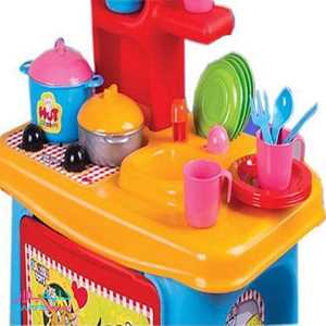 تصویر کلبه آشپزخانه و سرویس آشپزخانه بزرگ زرین تویز M4